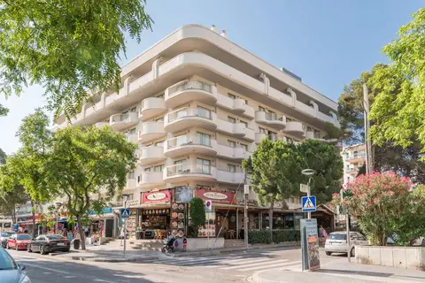 Rentalmar Salou Beach in Salou — foto 10