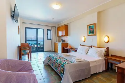 Sunrise Suites in Καλύβες — foto 16