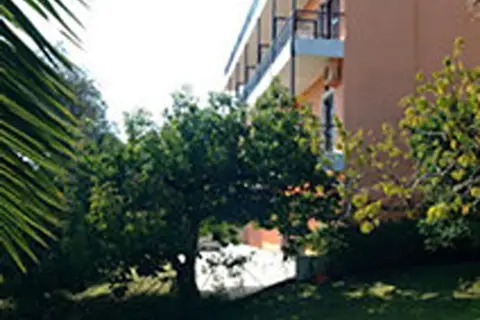 Tina in Ύψος — foto 3