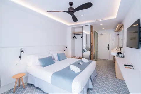 Neptuno Hotel & Spa in Calella — foto 24