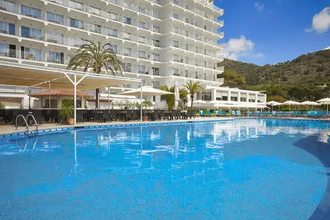 Universal Hotel Castell Royal in Canyamel — foto 11