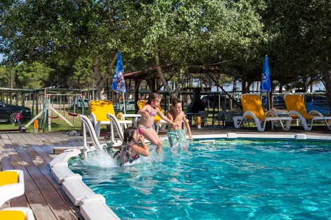 Mcm Camping in Donji Štoj - Shtoji i Poshtëm