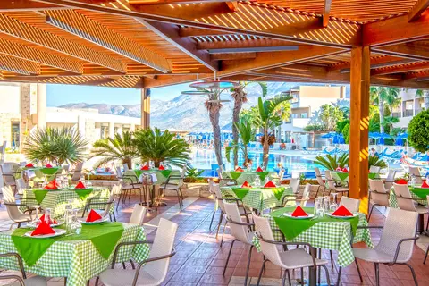 Grand Hotel Holiday Resort in Chersonisos Municipal Unit, foto 9