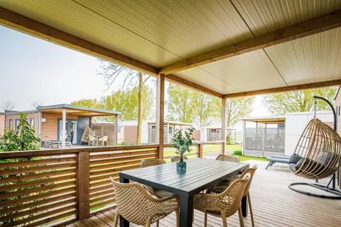 Vakantiepark Eiland van Maurik foto 17