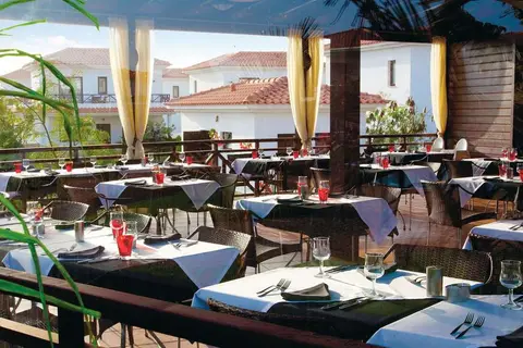 Melia Tortuga Beach in Beach Bar — foto 14