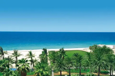 Coral Beach Resort Sharjah in السيف — foto 12