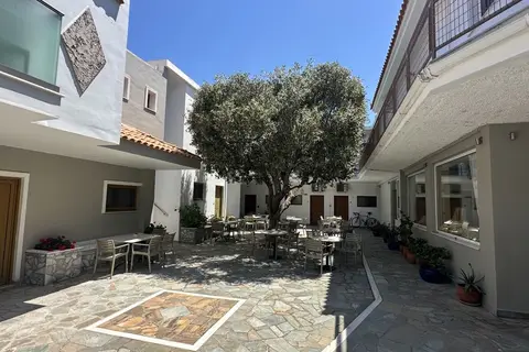 Fly & Go Sunset Hotel Lesbos in Petra Lesvos — foto 16