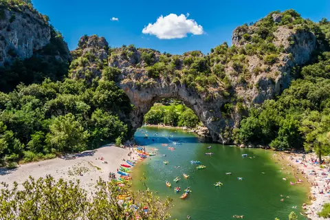Camping Domaine De Sévenier & Spa in Lagorce — foto 15