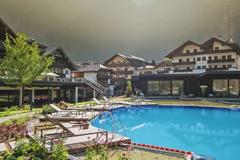 Neuhaus Zillertal Resort in Mayrhofen