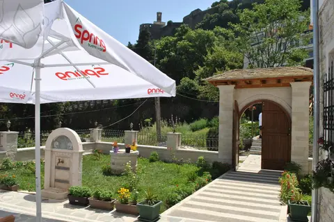 Hotel Kastro in Gjirokastra — foto 17