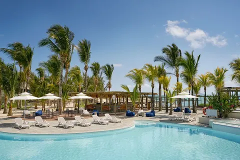 Lagoon Attitude Hotel in Cap Malheureux VCA