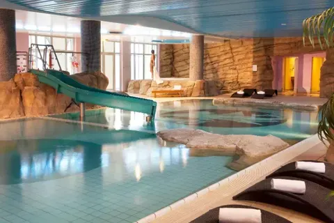Disneyland Paris per bus - Hotel Dream Castle in Coupvray — foto 3