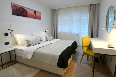 Aparthotel Milenij in Baška Voda — foto 3