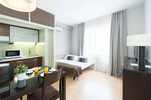 Aparthotel Senator Barcelona in Barcelona — foto 5