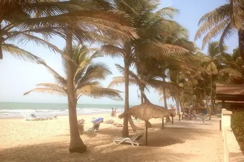 Bungalow Beach Hotel in Serrekunda, foto 14