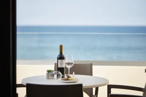Blue Dome Sea View Hotel in Platanias (Chania) — foto 19