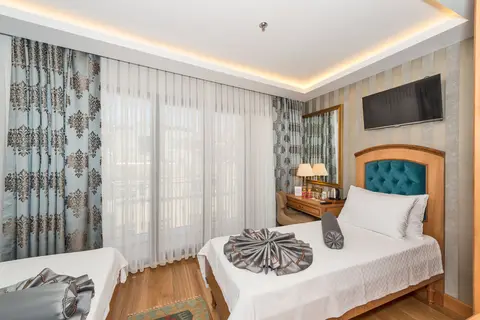 Aprilis Gold Hotel in Fatih — foto 25