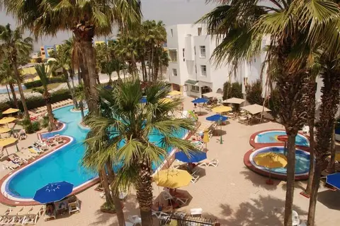 Hotel Nesrine in منارة الحمامات — foto 13
