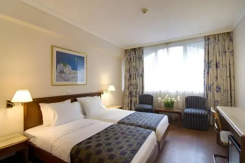 Titania Hotel in Athene