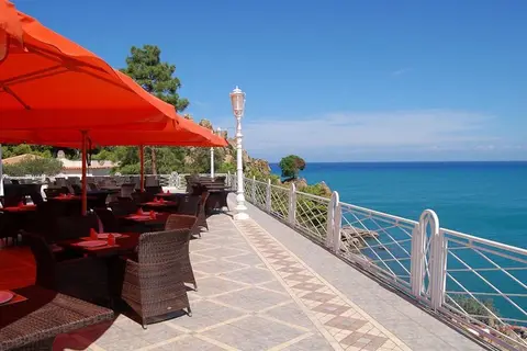 Hotel Kalura in Cefalu — foto 14