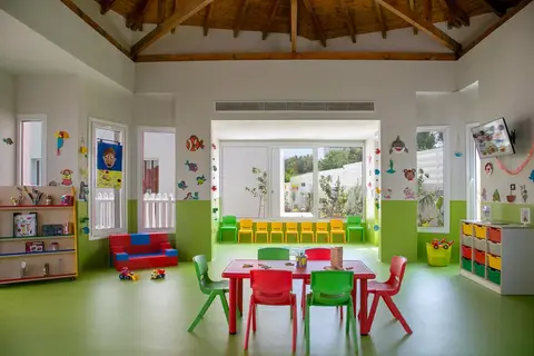 Vangelis Hotel & Suites in Παραλίμνι — foto 8