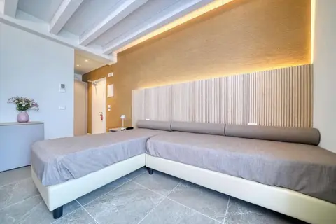 Hotel Palazzo Del Garda in Desenzano del Garda — foto 4