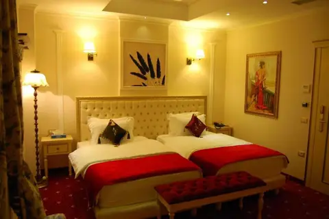 Hotel 2 Kitarrat Boutique & Spa in Durres — foto 6