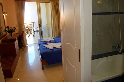 White Olive Elite Rethymno in Σφακάκι — foto 13