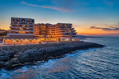 Radisson Blu Resort, Malta St. Julian's in San Ġiljan — foto 19