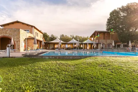 Borgo Magliano Garden Resort in Magliano in Toscana