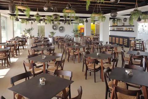 Nelia Beach Hotel in Ayia Napa — foto 5