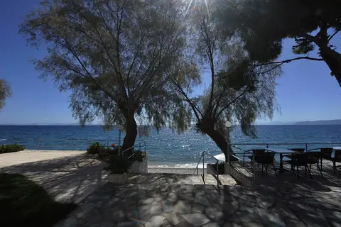 Siagas Beach Hotel in Agioi Theodoroi — foto 22
