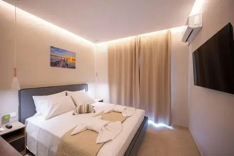 Blue Wave Suites Ixia in Ialysos, foto 15