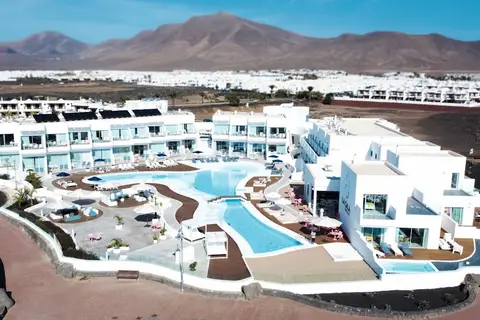 CalaLanzarote Suites Hotel in Yaiza — foto 15