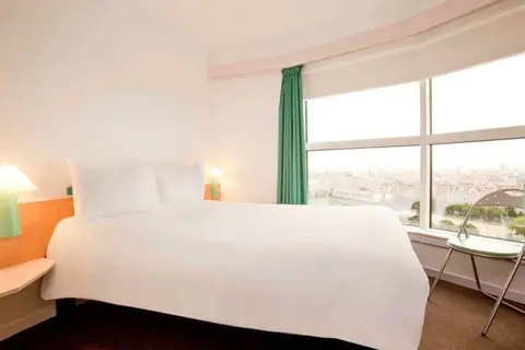 Ibis Paris Porte de Montreuil in Parijs, foto 2