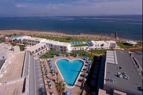 Lyttos Beach in Anissaras
