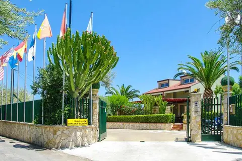 Residence Fontana Barone in Cefalù — foto 16