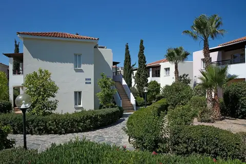 Avanti Holiday Village in Paphos — foto 5