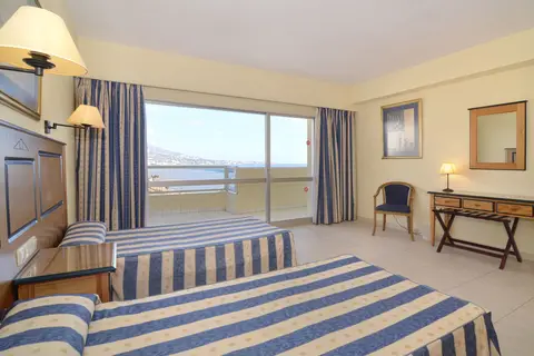 Hotel Apartamentos Pyr Fuengirola in Fuengirola — foto 19