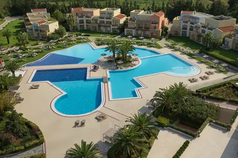 Pilot Beach Resort in Georgioupolis — foto 25