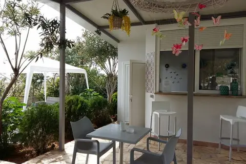 George Beach Studios & Villas in Πεύκοι — foto 6