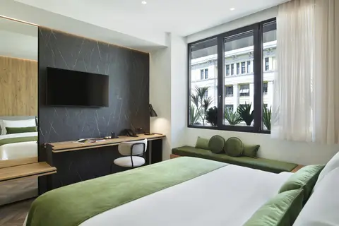 The Port Square Hotel in Piraeus — foto 12