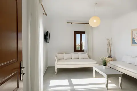 Zatrikion Santorini Villas in Thira Municipal Unit, foto 14