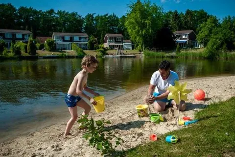 Bungalowpark Emslandermeer foto 2