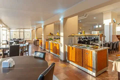 Green Gold Hotel in Kuşadası — foto 7