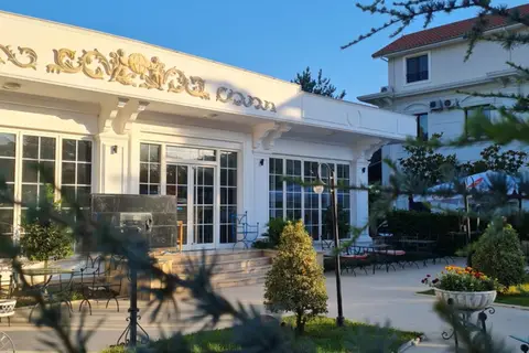 Univers Hotel in Elbasan — foto 30