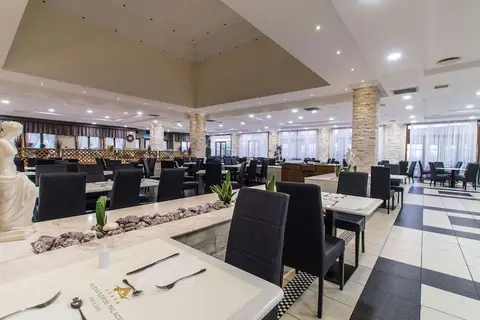Alexandros Palace Hotel & Suites in Ιερισσός — foto 7