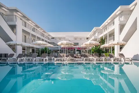 Nissi Park Hotel in Ayia Napa — foto 13