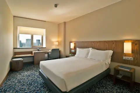 Ramada by Wyndham Lisbon in Almada — foto 2