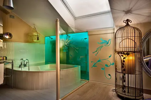 Chateau Monfort in Milaan, foto 12
